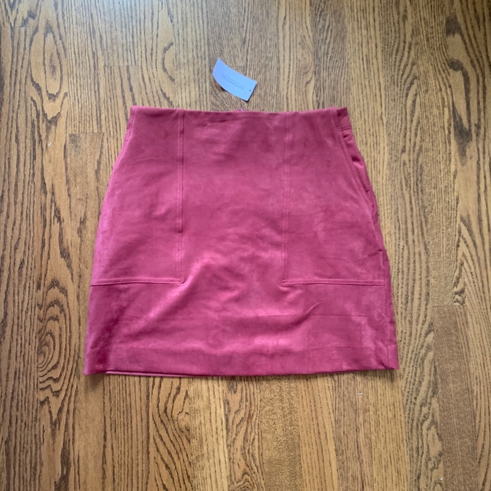 NWOT Banana Republic Suede Mini Skirt